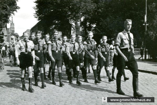 Hitler-Jungen 1936 in Jever (Sammlung P. Gabriels)